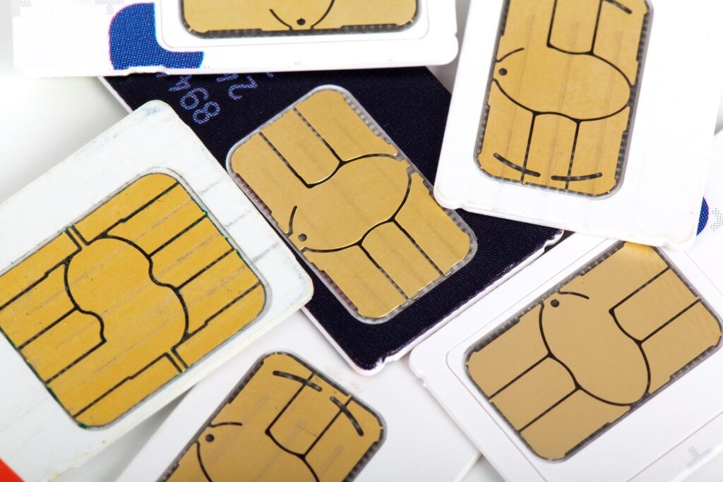 통신비 월 3만 원 줄인 알뜰폰 직접 바꿔봤더니 이랬다 3 sim-card-change-method.jpg